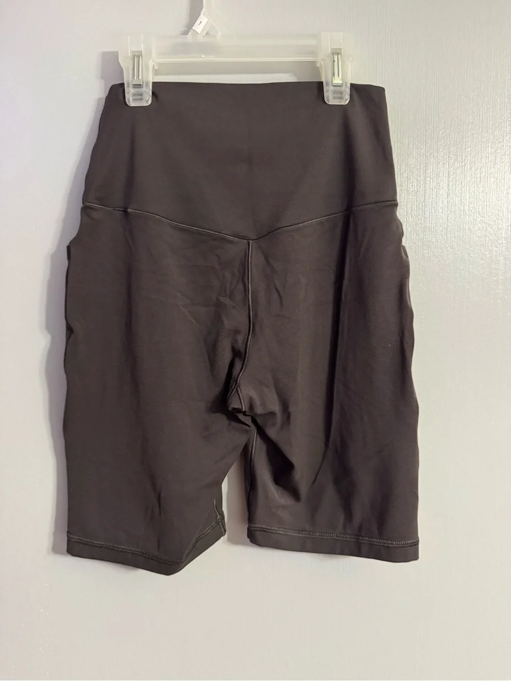 Offline by Aerie High Rise Bike Shorts with Side Pockets Size Small